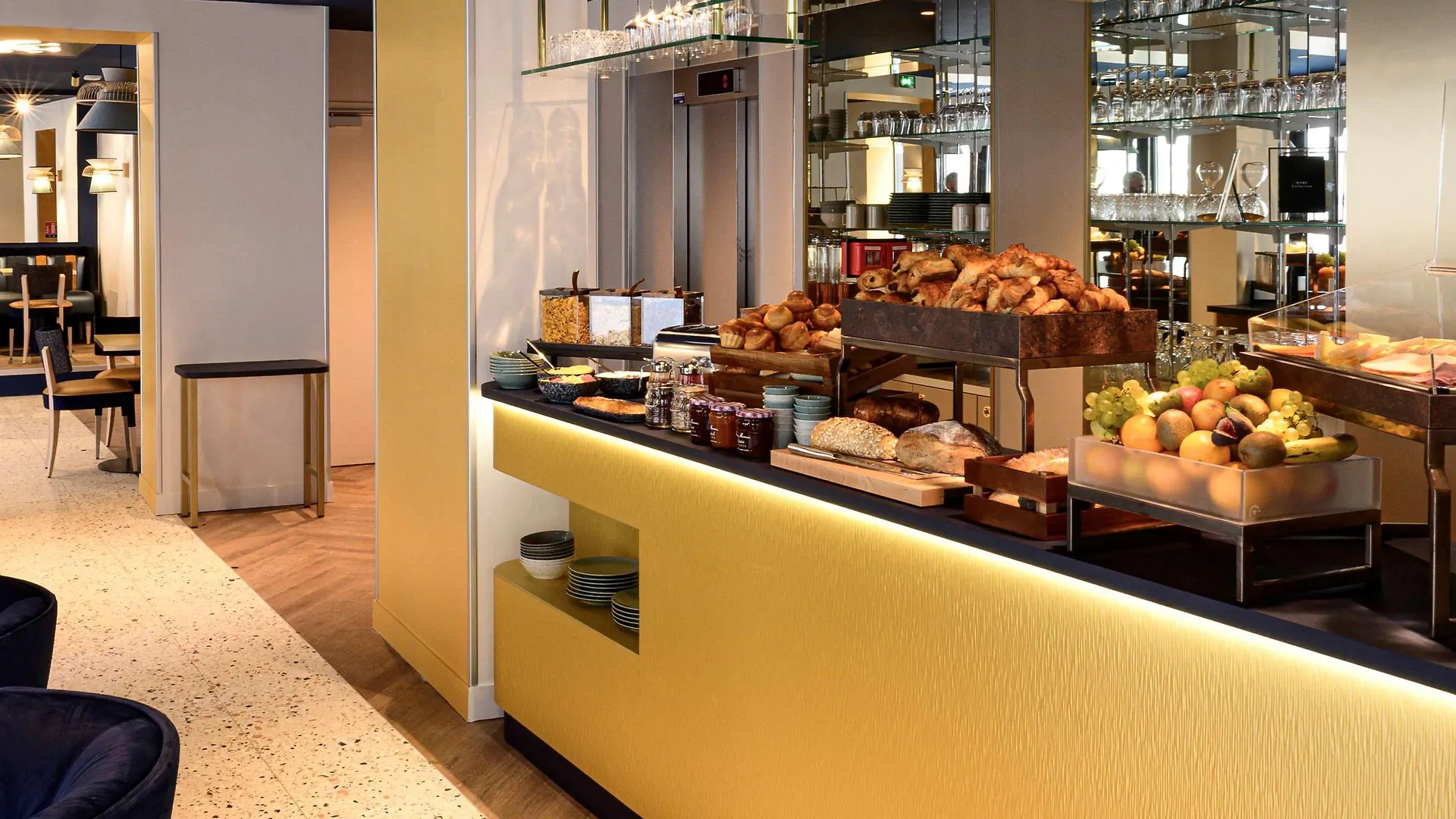 Mercure Paris Opera Lafayette 4*,  France