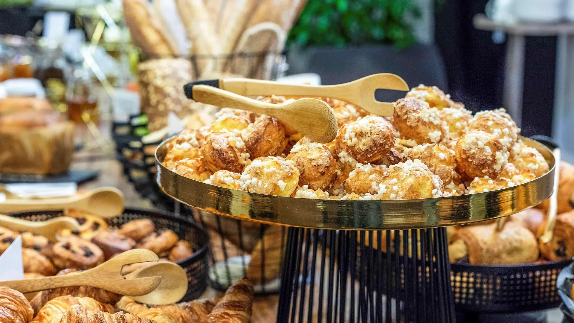 Mercure Paris Opera Lafayette Hotel